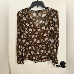 Floral Black Top Lucky Brand 🍀